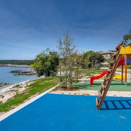 Apartman Lidija Koromacno Bagian luar foto