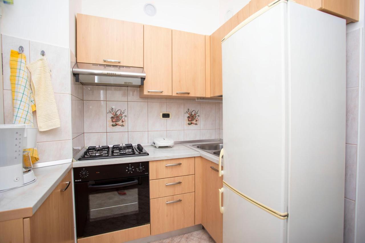Apartman Lidija Koromacno Bagian luar foto