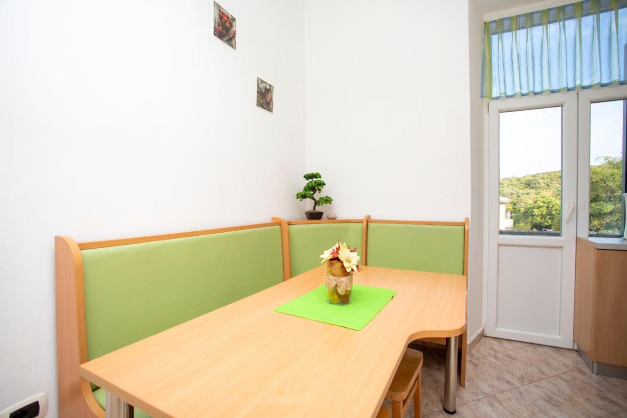 Apartman Lidija Koromacno Bagian luar foto