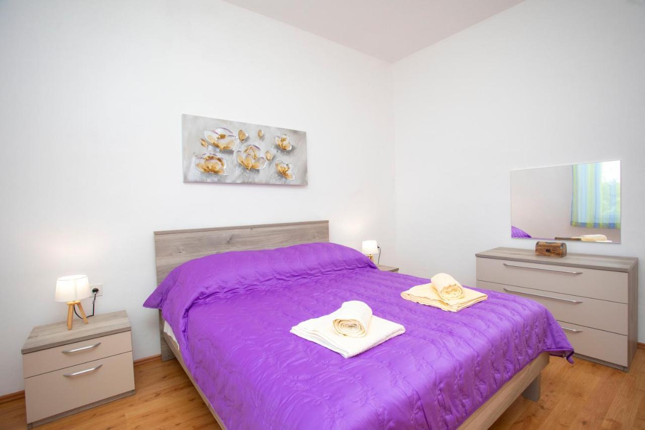 Apartman Lidija Koromacno Bagian luar foto